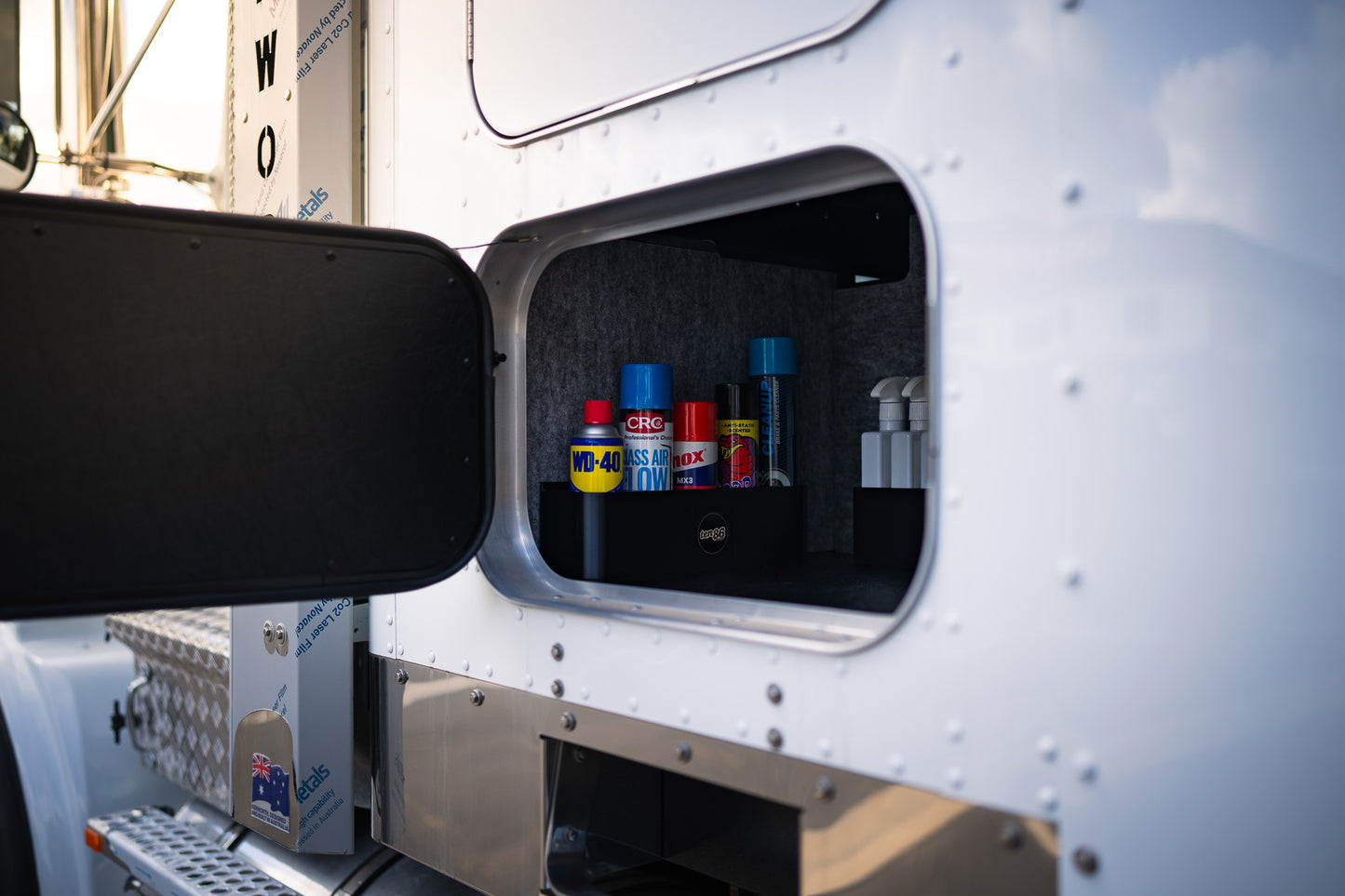 Spray Tray Aerosol Can Holder